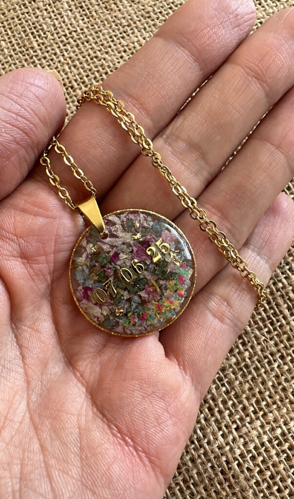 7486B1F9-4A6B-469E-842D-33D8D36F7FED