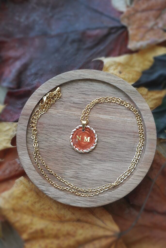 7544D77B-E743-4C8B-A20D-EB4F3B210E44